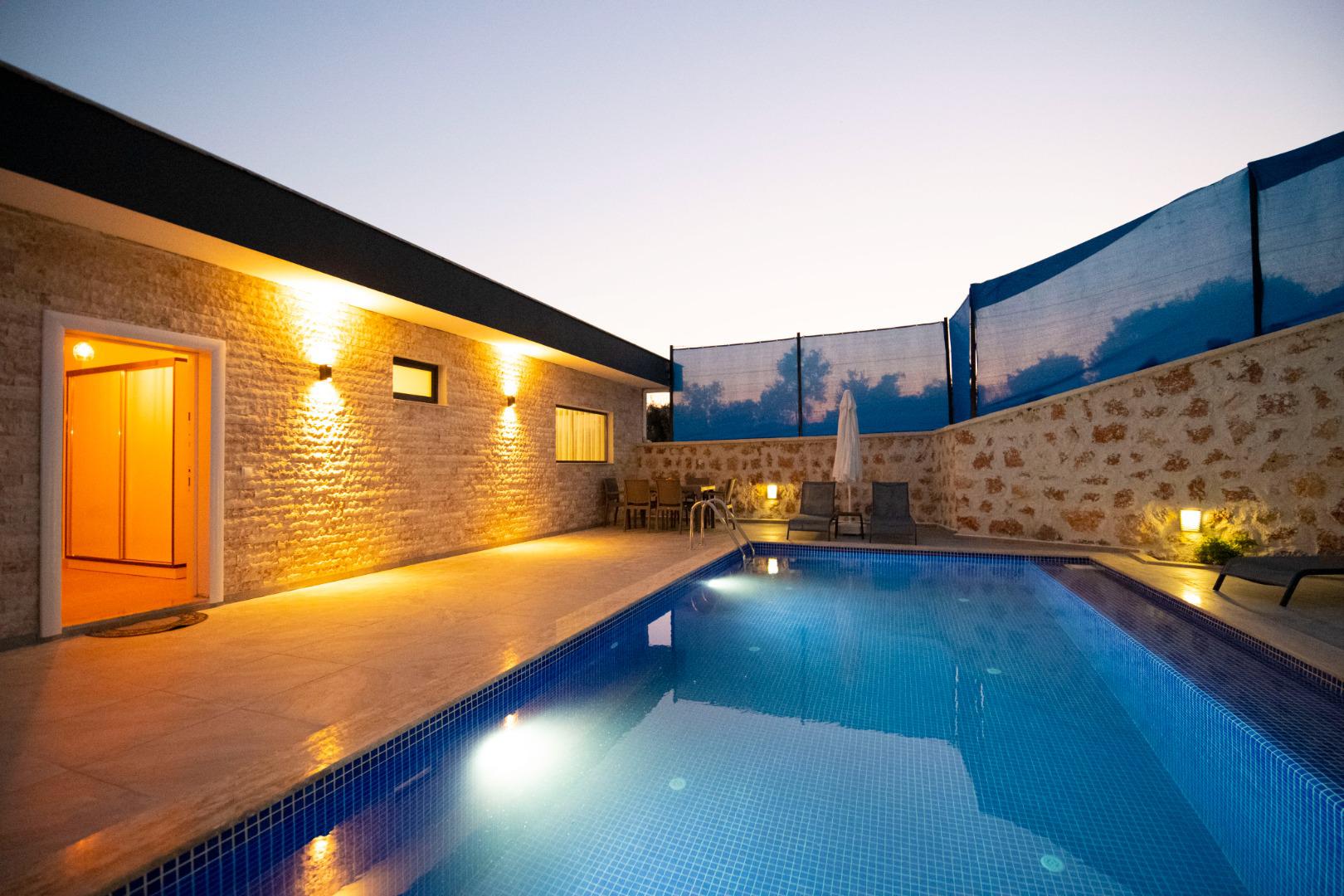Villa Lale | Kalkan’da Jakuzili Korunaklı Lüks Villa