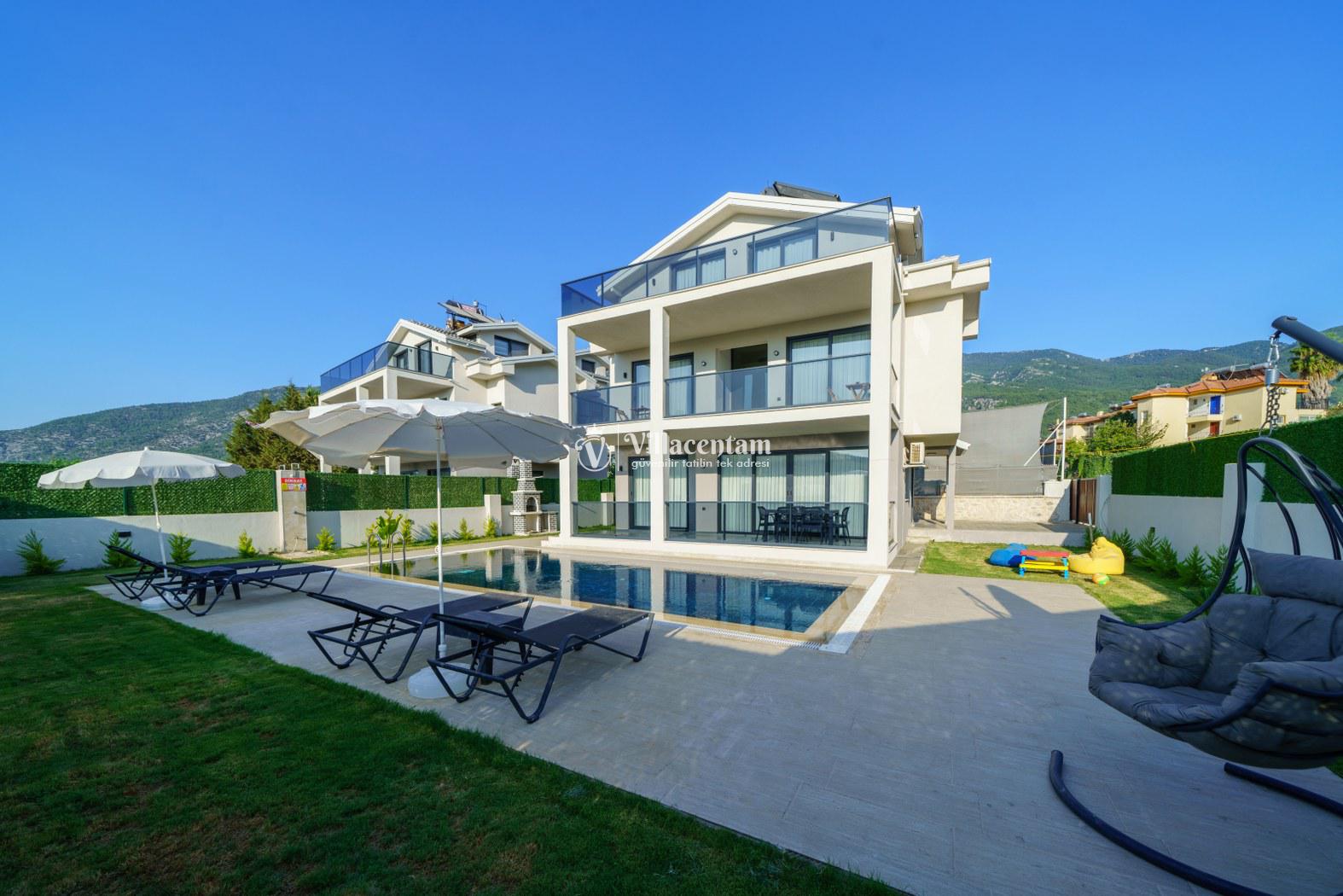 VİLLA ARİASSOS 1 2