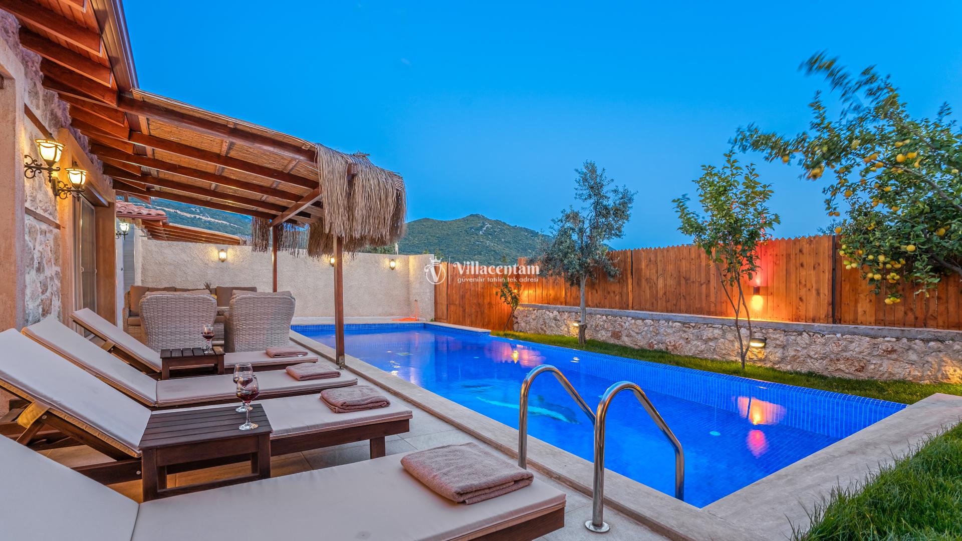 VİLLA CARYA FAMM 1 2