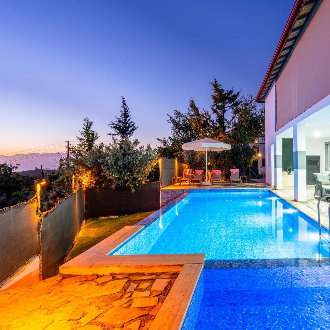 VİLLA DOĞAÇ- Kiralık Tatil Villası | Villacentam 