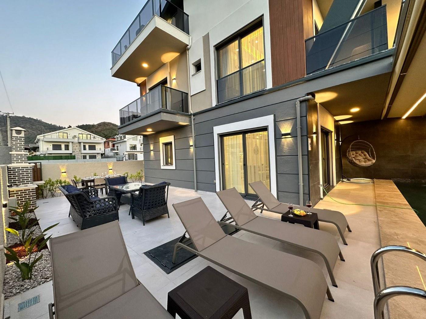 Villa Berfin Karagedik - Holiday Villa for Rent | Villacentam