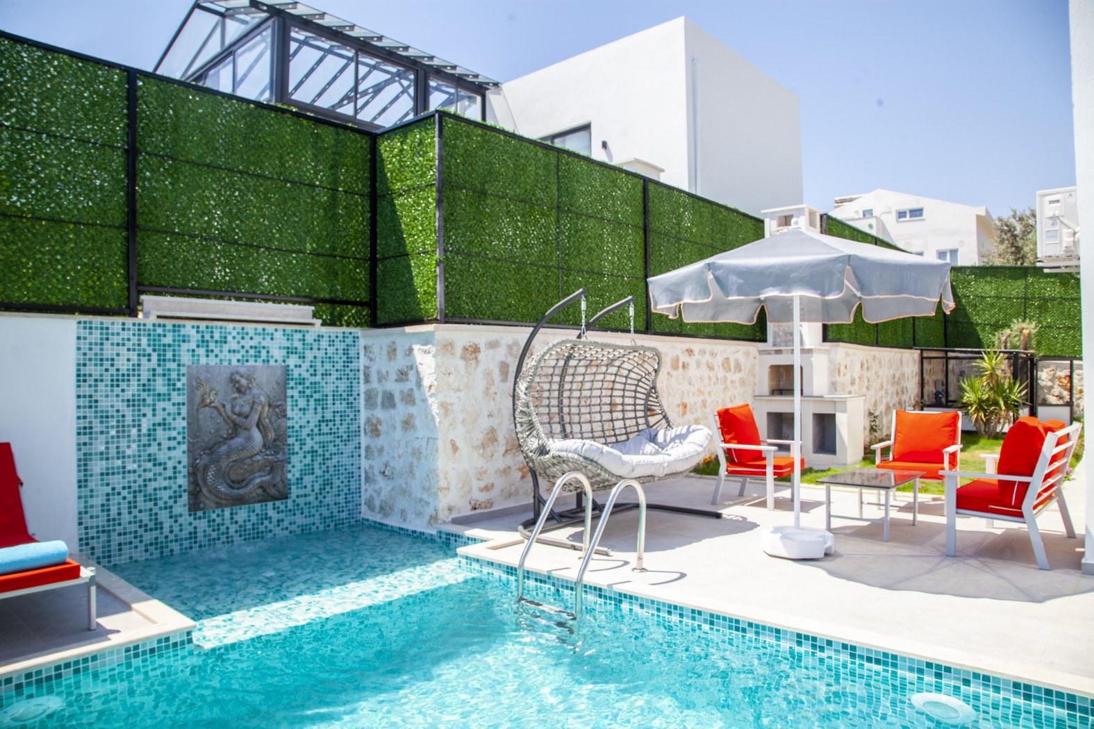 VİLLA BAY GÜLCE - Isıtmalı Havuzlu Villa Kiralama