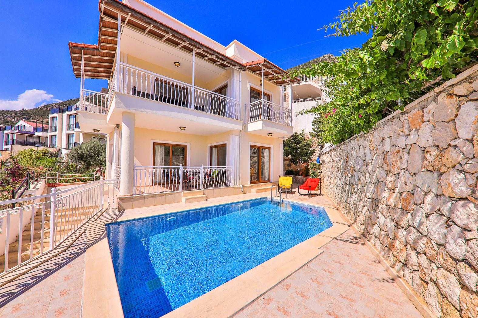 Villa Asma - Kiralık Tatil Villası | Villacentam 