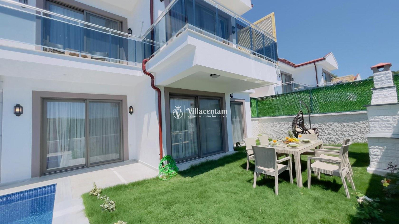 VİLLA ÇAKIL 2 4