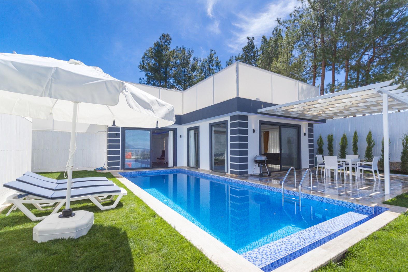 Villa Mürver - Kapalı Havuzlu ve Muhafazakar Kiralık Villa