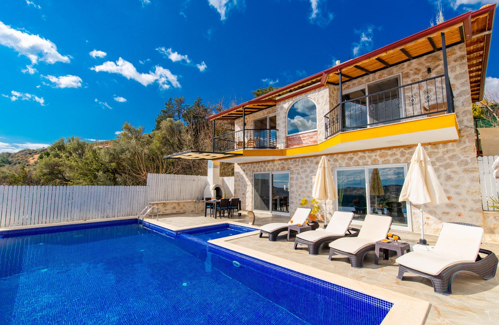 Villa Sıla - Jakuzili ve Korunaklı Villa Kiralama