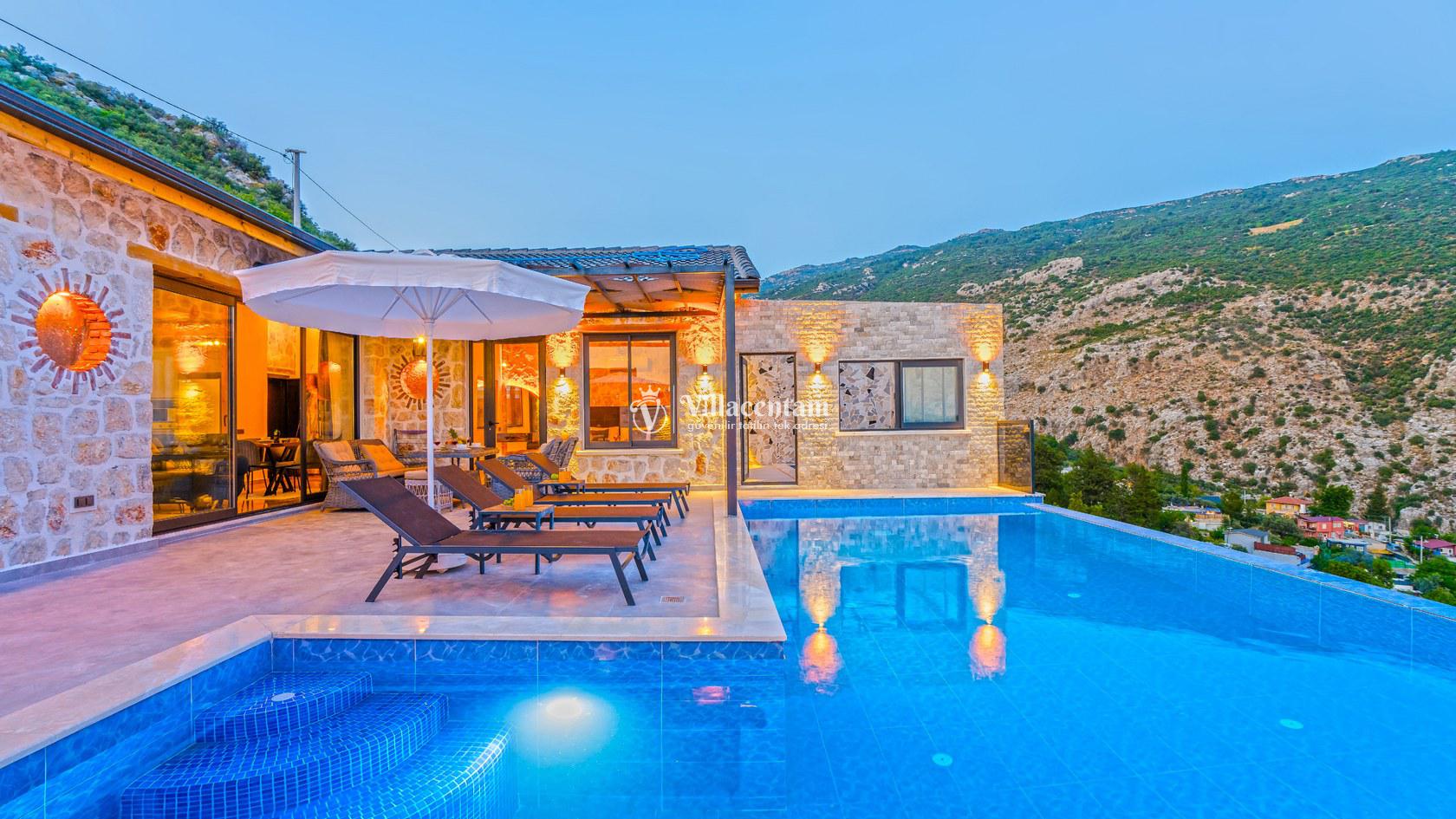 VİLLA KARTAL TEPESİ 3