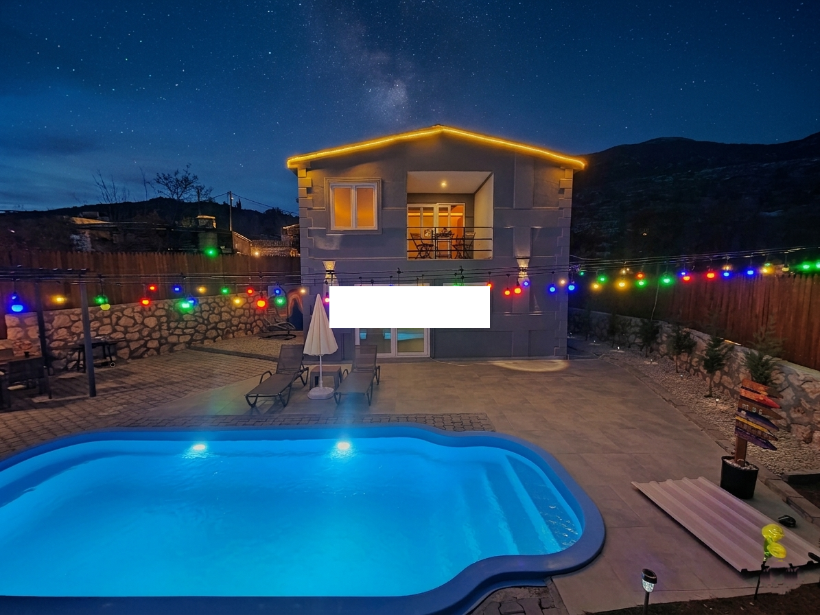 VİLLA GÖKKUŞAĞI AKLAR
