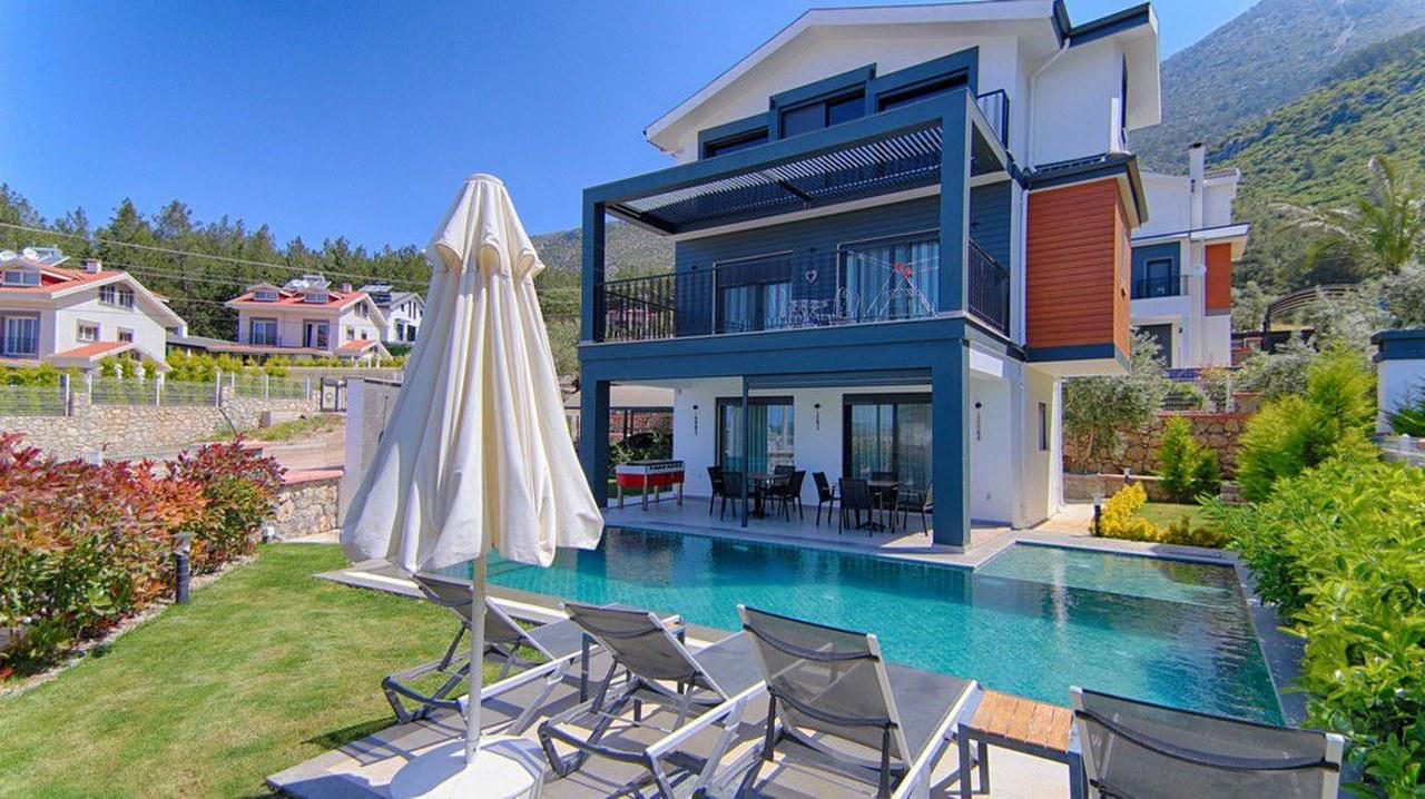 Villa Efe Uno - Doğa Manzaralı, Jakuzili Kiralık Villa