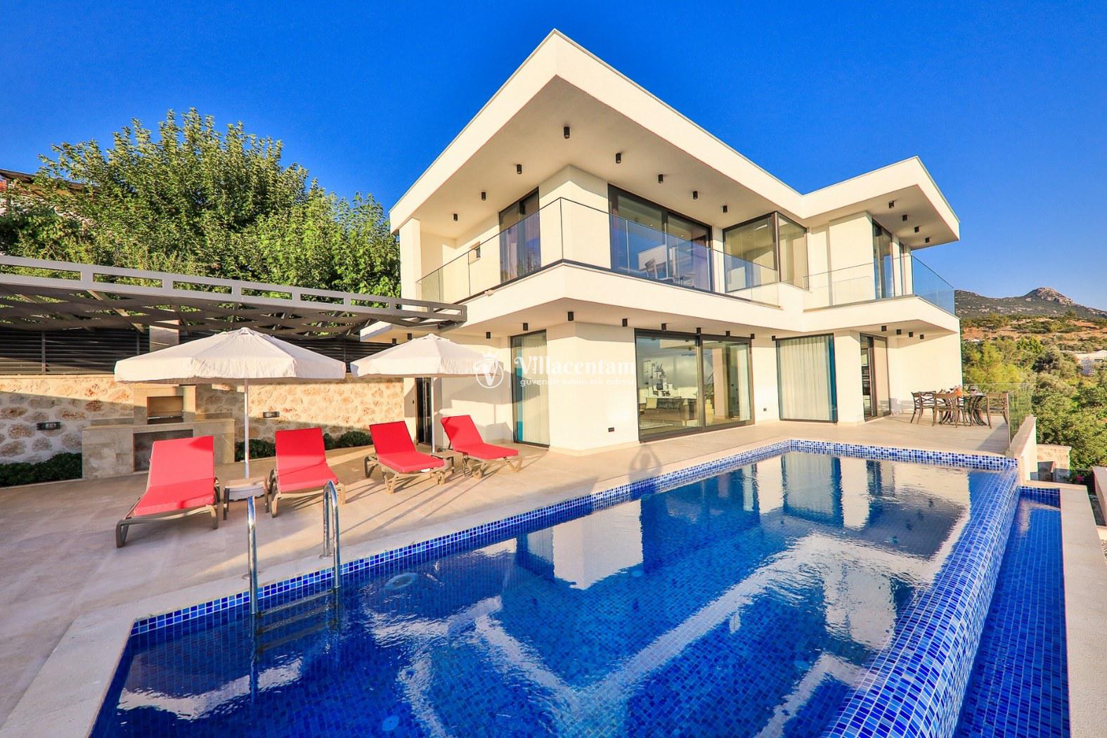VİLLA AZURE 2 