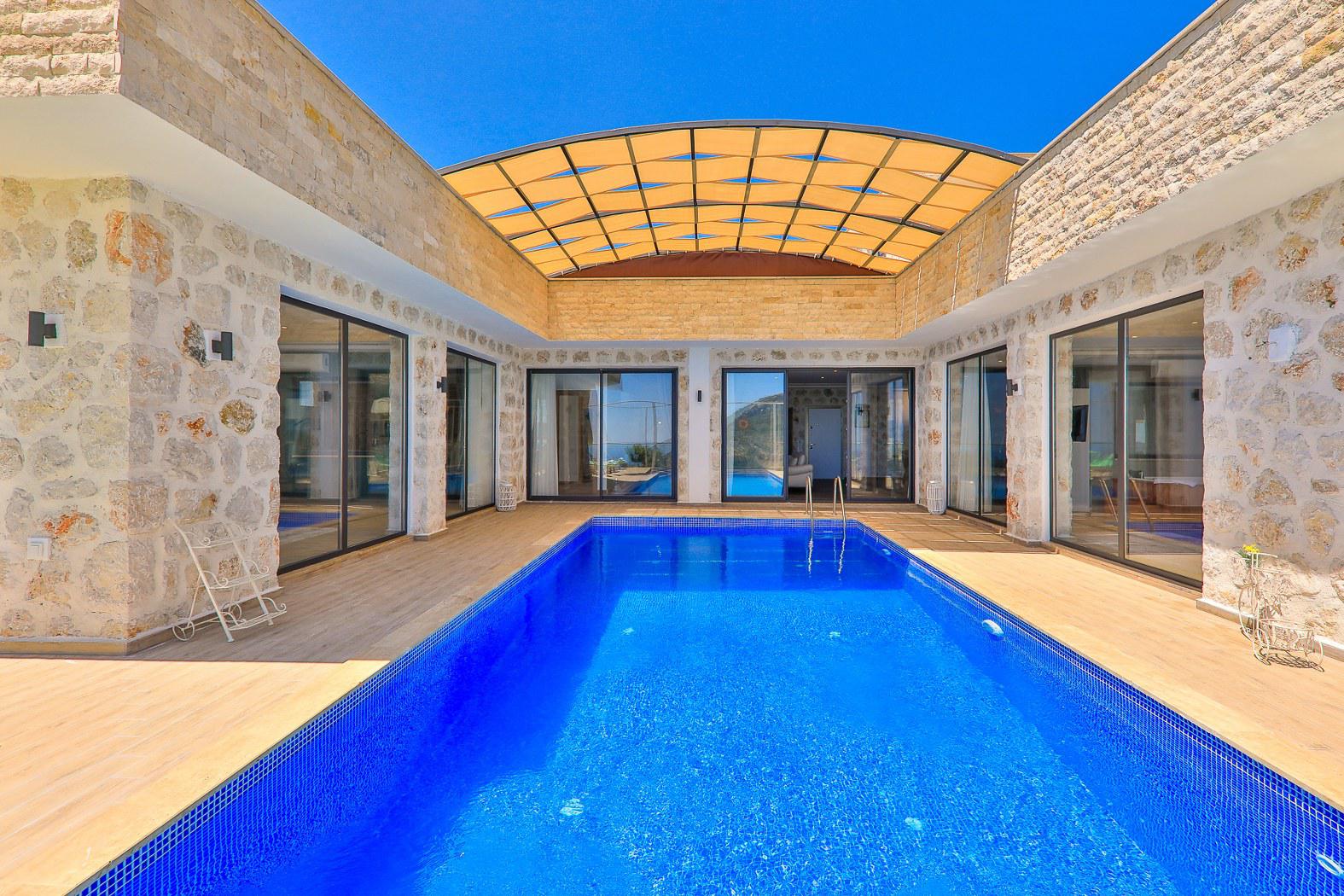 Villa Narin 7 - Korunaklı Havuz Alanlı Villa Kiralama