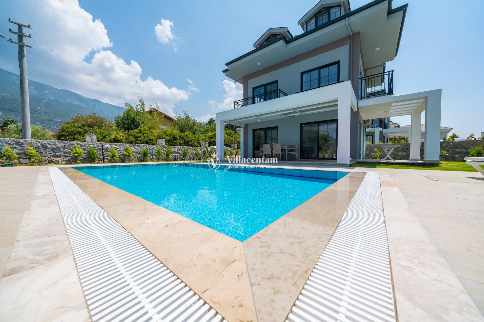 VİLLA ERİNÇ 3 4