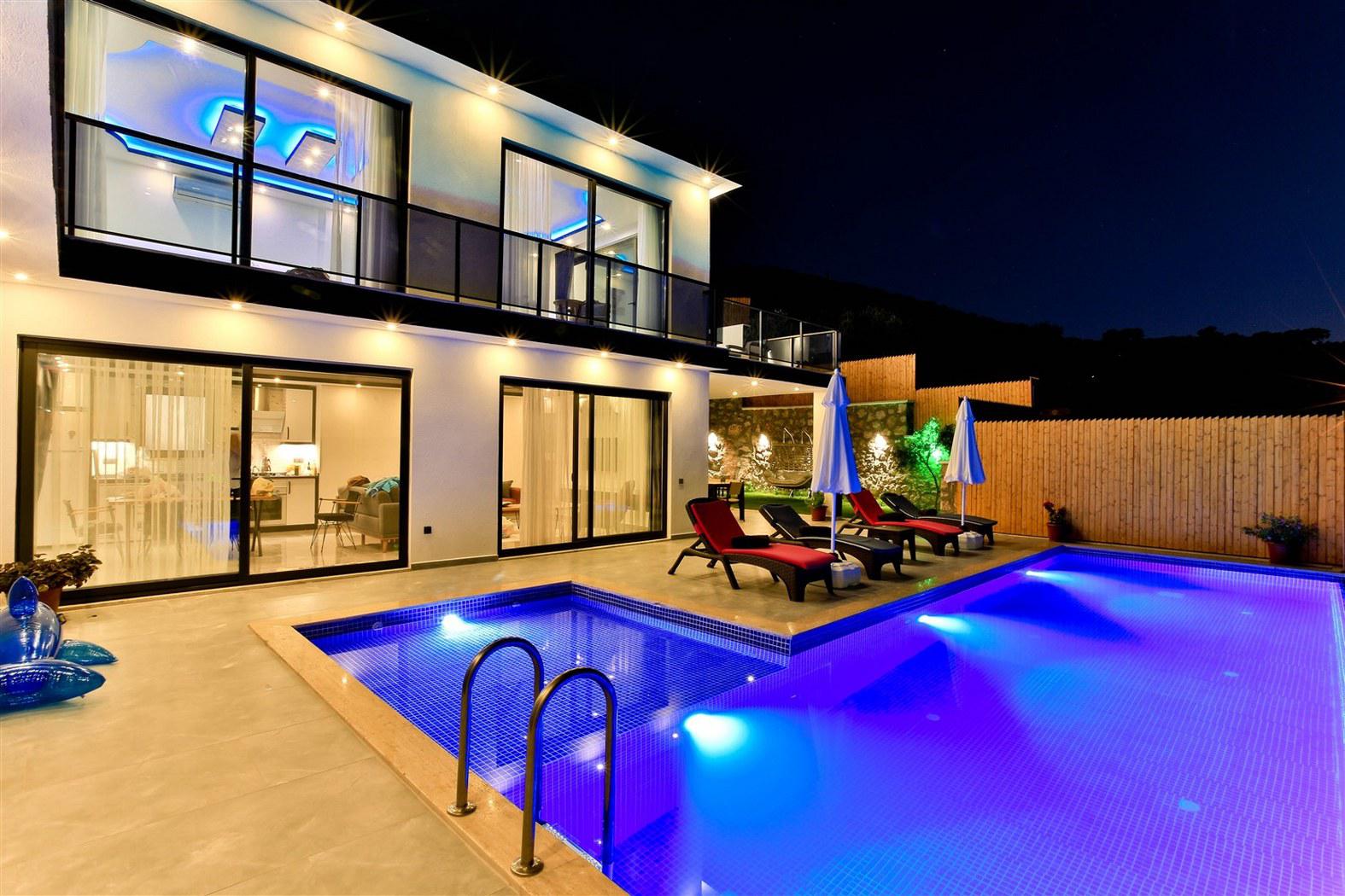 Villa Kantaron - Korunaklı Havuz Alanlı Villa Kiralama