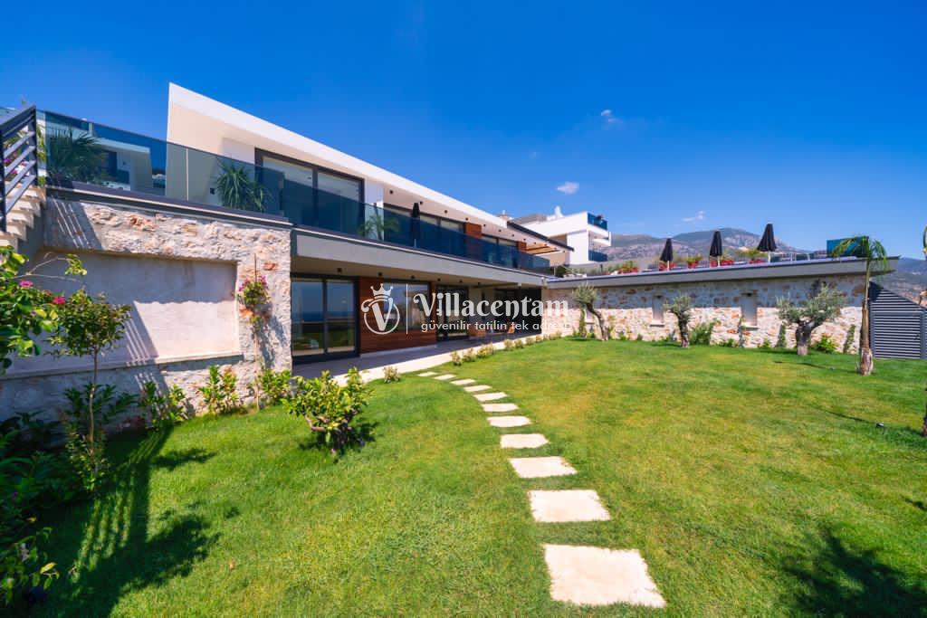 VİLLA AYŞE 4