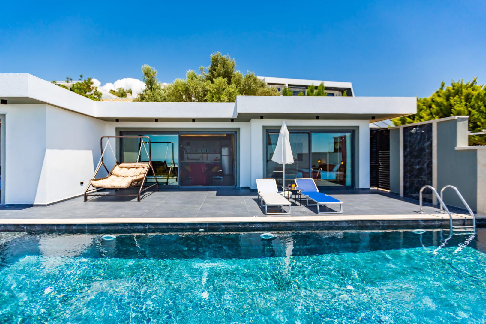 Villa Erdem Üzümlü - Doğa Manzaralı ve Korunaklı Villa Kiralama