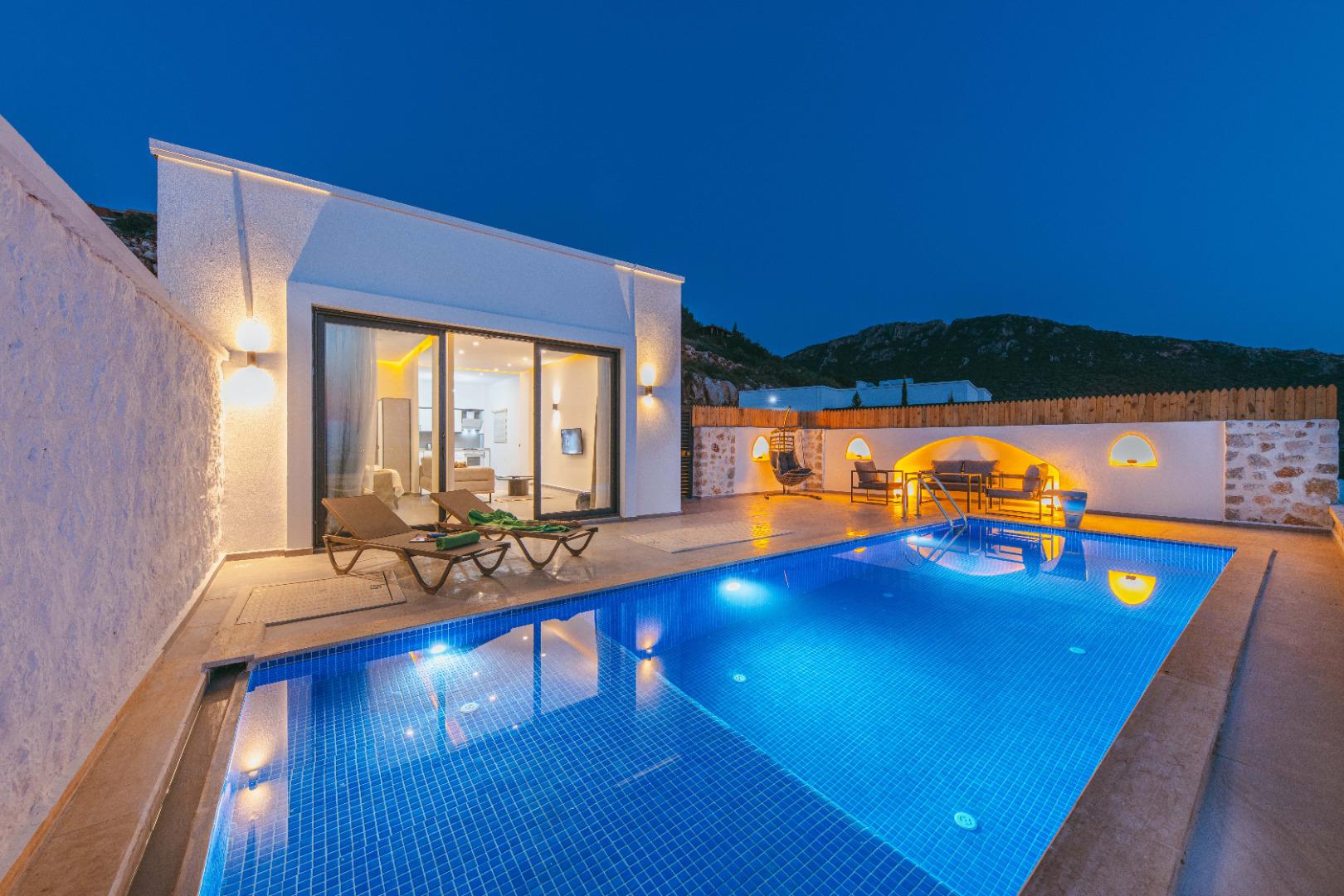 Villa Lale Duo - Kiralık Tatil Villası | Villacentam