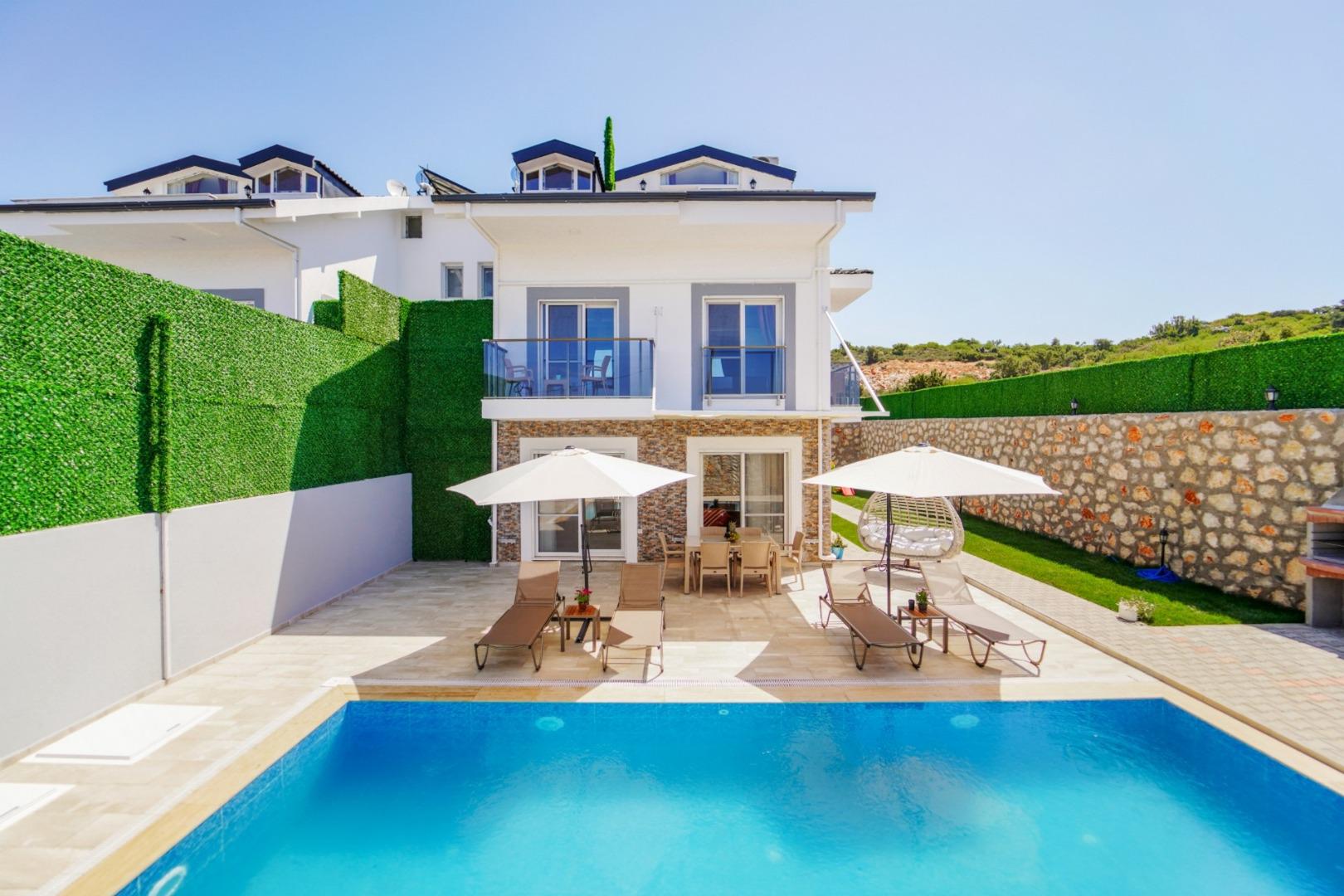 Villa Letoon 1 - Jakuzili ve Saunalı Kiralık Villa