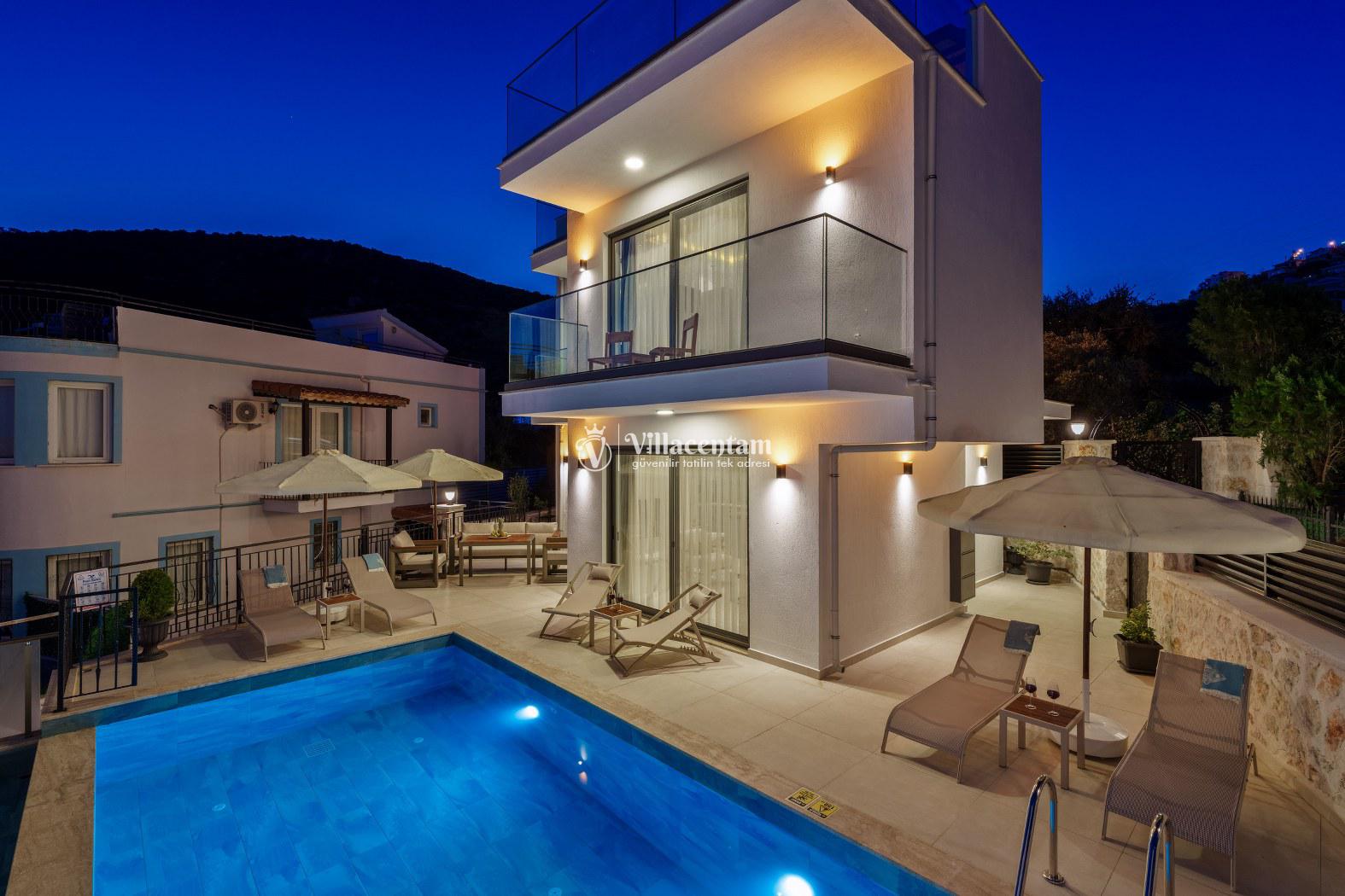 VİLLA LAREN 3