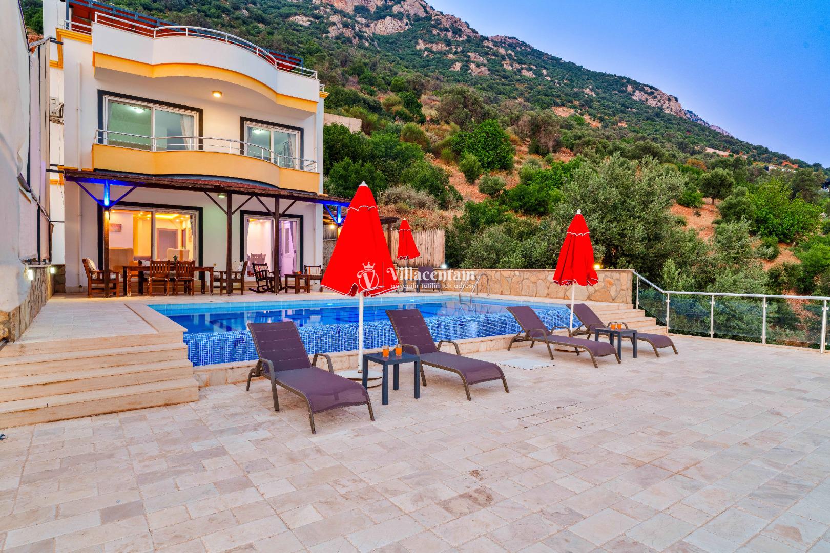 VİLLA DONAT HUZUR 4