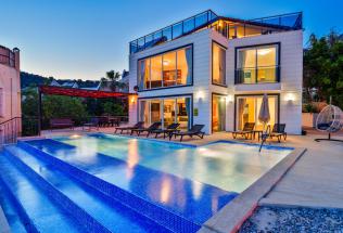 Villa Ata Kalkan- Jakuzi & Deniz Manzaralı Villa Kiralama