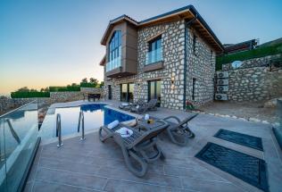 Villa Kınalı Ada- Kiralık Tatil Villası | Villacentam