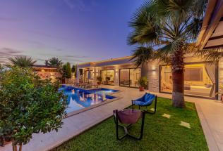 Villa Ruzanna- Kiralık Tatil Villası | Villacentam 