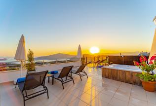 Villa Nuri-Kiralık Tatil Villası|Villacentam