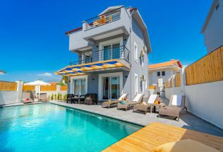 Villa Letonya Seydikemer- Kiralık Tatil Villası | Villacentam 