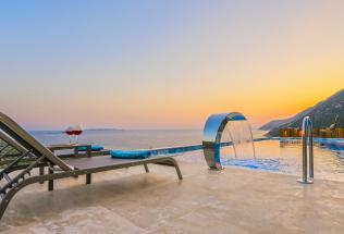 VİLLA NEVRA GÖKSEKİ- Kiralık Tatil Villası | Villacentam 