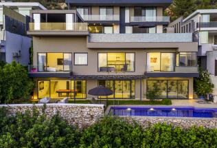 Villa Zeyno - Kiralık Tatil Villası | Villacentam