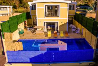 Villa Aleyna - Kiralık Tatil Villası | Villacentam