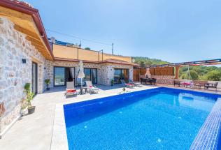 Villa Elsa - Kiralık Tatil Villası | Villacentam 