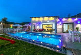 Villa Aylin - Kiralık Tatil Villası | Villacentam