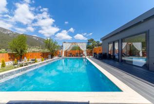 Villa Zemra - Kiralık Tatil Villası | Villacentam 