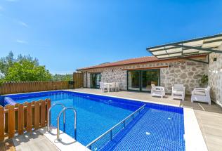 Villa Cordoba - Kiralık Tatil Villası | Villacentam 