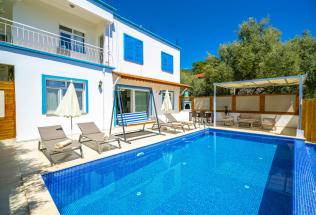 Villa Mehlika- Kiralık Tatil Villası | Villacentam
