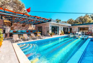 Villa Karabulut - Kiralık Tatil Villası | Villacentam