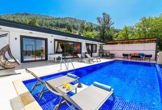 Villa Çakmak - Langırtlı ve Korunaklı Villa Kiralama