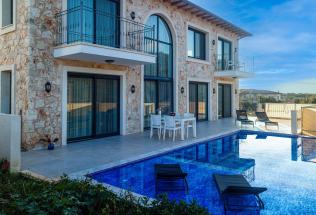 Villa Rozerin - Kiralık Tatil Villası | Villacentam 