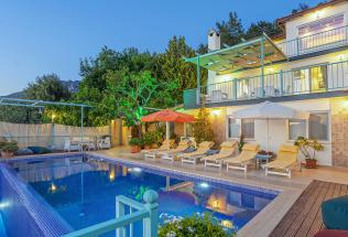 Villa Sevgi - Kiralık Tatil Villası | Villacentam 