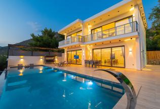 Villa Kaylos - Kiralık Tatil Villası | Villacentam 