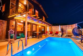 Villa Elif - Kiralık Tatil Villası | Villacentam