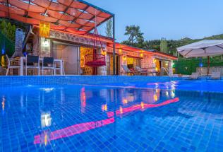 Villa Azen - Kiralık Tatil Villası | Villacentam