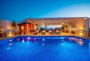 Villa Felix - Kiralık Tatil Villası | Villacentam 