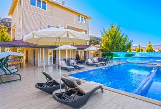 Villa Özdemir - Kiralık Tatil Villası | Villacentam