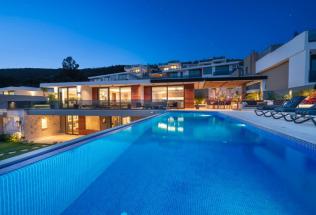 Villa Ayşe - Kiralık Tatil Villası | Villacentam