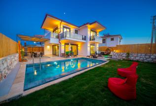 Villa Blue Moon - Kiralık Tatil Villası | Villacentam