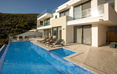 deniz-manzarali-kalkan-kiralik-luks-villa-safir-2_827.jpeg