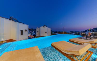 deniz-manzarali-lux-tatil-villasi-kolezyum-3_355.jpg