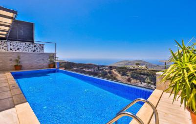 deniz-manzarali-tatil-villasi-amarinda-6-2_699.jpg